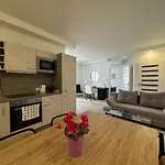 Feel-Good Oasis In Vienna L Jos13